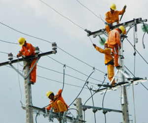 Hà Nội hoãn cắt điện vì thời tiết nắng nóng