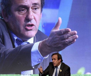 Platini chơi sốc, "cấm cửa" FIFA dự CK Champions League