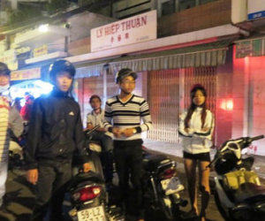 Hàng trăm cảnh sát chặn đua xe trái phép ở Sài Gòn