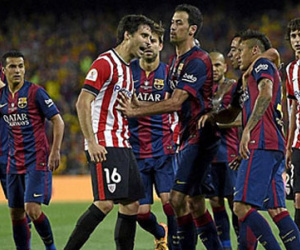 Gắp bóng chọc tức đối phương, Neymar suýt bị đánh