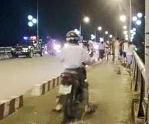 Hòa Bình: Thiếu nữ ôm gấu bông nhảy cầu tự tử