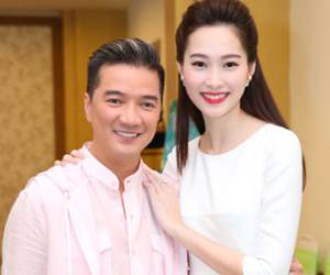 Đàm Vĩnh Hưng chấm thi Hoa khôi Đồng bằng sông Cửu Long