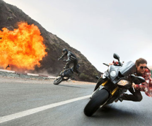 "Nhiệm vụ bất khả thi 5" tiếp tục gây choáng vì Tom Cruise