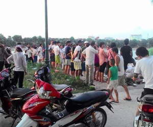 Thi thể người đàn ông nổi giữa hồ Linh Đàm