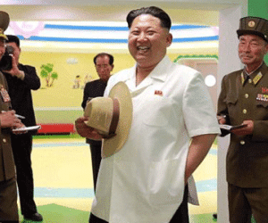Hé lộ thực đơn "kinh khủng" khiến Kim Jong Un béo phì