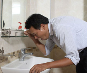 Những dấu hiệu ung thư mà đàn ông rất hay bỏ qua