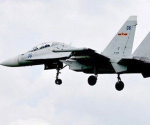 Tiêm kích Su-30 của Trung Quốc đáp khẩn vì hỏng động cơ