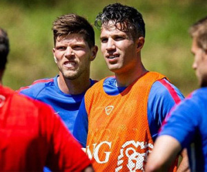 Van Gaal được "bơm" thêm 200 triệu bảng để hạ Chelsea