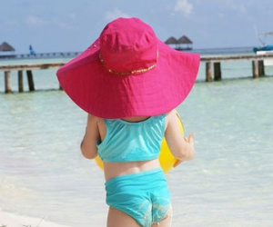 Con tôi 2 tuổi, có nên sử dụng kem chống nắng?