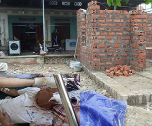 Vụ 50 côn đồ chém ông lão: Phó CA xã không nổ súng tại hiện trường