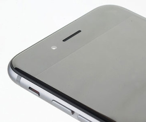 iOS 9 tiết lộ iPhone mới sẽ có flash ở camera trước