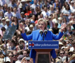 Bà Hillary có bài diễn văn tranh cử tổng thống đầu tiên