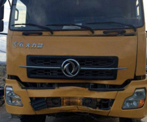Xe tải đụng xe máy, 3 công nhân đi xe máy thiệt mạng