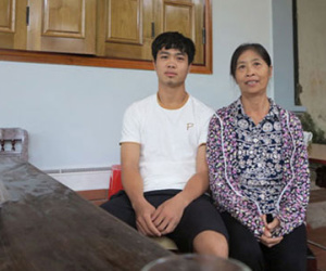 Mẹ giấu Công Phượng chuyện anh trai bị tai nạn
