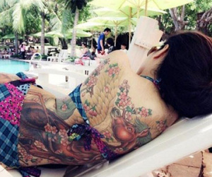 Những cô gái xăm trổ nổi tiếng trên mạng