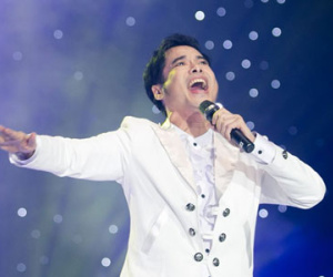 Ngọc Sơn hủy show trên sóng trực tiếp vì cha qua đời