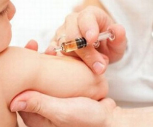 Bé gái hơn 4 tháng tuổi chết bất thường sau tiêm vắcxin