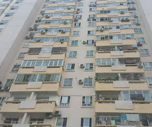 Hà Nội: Cháy chung cư, dân chạy tán loạn