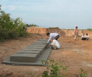 Vụ xúc nhầm 400 ngôi mộ: Bồi thường và xây mộ tượng trưng