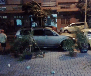 Sau Hà Nội, TPHCM lại hứng cuồng phong