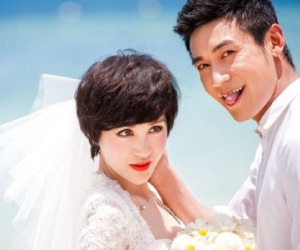 Cặp đôi vàng showbiz Hoa ngữ công khai ảnh cưới lãng mạn