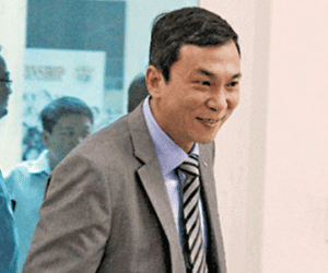 Giữa bão scandal, Phó chủ tịch VFF dẫn sếp đi Nhật