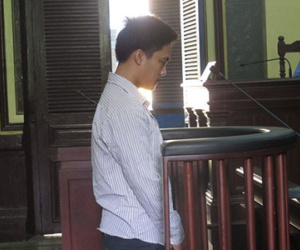 Bênh anh họ, thanh niên 17 tuổi đâm người