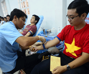 Vì sao Hà Nội thiếu máu điều trị?
