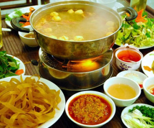 Những loại rau dễ gây độc khi dùng ăn lẩu