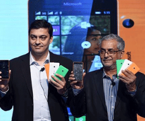Microsoft sẽ ra mắt smartphone cao cấp trên nền tảng mới