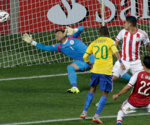 Brazil lại bị Paraguay loại trên chấm 11m