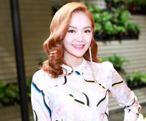 Minh Hằng: Tôi có đại gia chống lưng thì mọi người nên chúc mừng