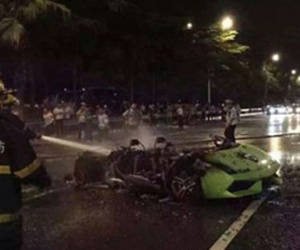 Siêu xe Lamborghini cháy ngùn ngụt, tài xế chết thảm