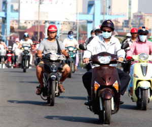 Hà Nội nắng nóng 38 độ C