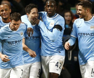 Giá vé xem Man City thấp hơn các nước trong khu vực