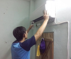 Nắng nóng, chủ nhà trọ Hà Nội cho khách thuê điều hòa