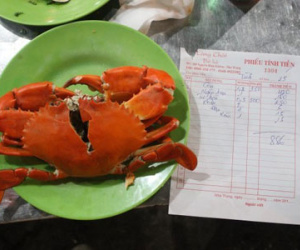 Quản lý thị trường nói khó xử lý vụ cua 1,2kg còn 420gram