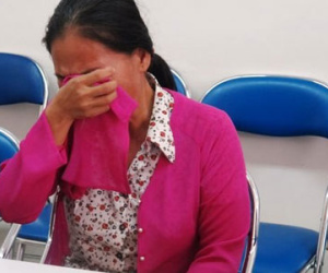 Vợ ngất xỉu khi chứng kiến chồng đứt lìa 2 chân