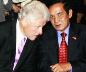 Cựu tổng thống Bill Clinton lần thứ 5 đến Việt Nam