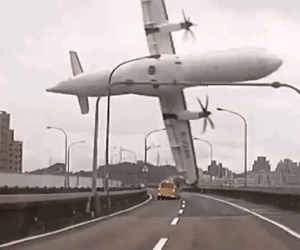 Phi công “tắt nhầm động cơ” đang hoạt động của máy bay TransAsia