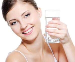 Uống bao nhiêu nước để không gây hại đến sức khỏe?