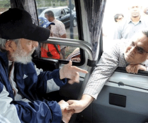 Ông Fidel Castro xuất hiện trước công chúng