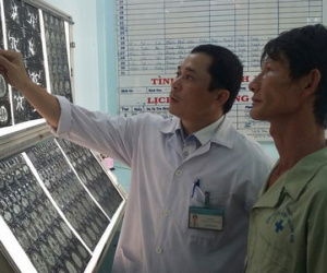 Bị nhổ oan gần hết hàm răng: Lợi thì…bất lợi mà răng cũng chẳng còn