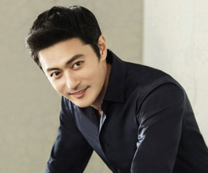 Jang Dong Gun, Kim Tae Hee dẫn đầu Top nghệ sĩ đẹp nhất xứ Hàn