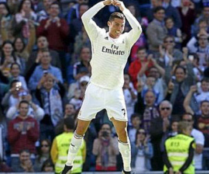 Nóng: Real thảo luận bán Ronaldo cho PSG