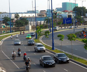 Chiêu thức “săn mồi” của tội phạm cướp giật ở TP.HCM