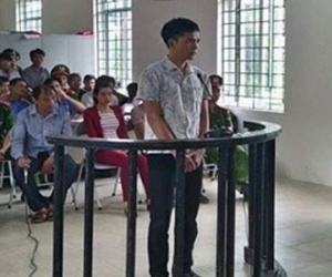 Bị thách thức, anh giết em "cọc chèo"
