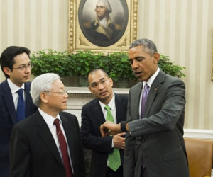 Bật mí về chiếc đồng hồ trên cổ tay Tổng thống Hoa Kỳ Obama
