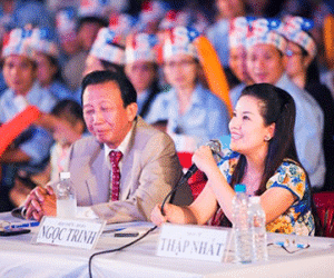 Ngọc Trinh ngồi "ghế nóng" giữa lùm xùm vụ kiện Nhà hát Kịch TP.HCM