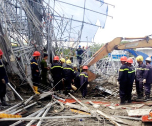 Nạn nhân vụ sập giàn giáo: "Người nằm la liệt trong sắt thép"